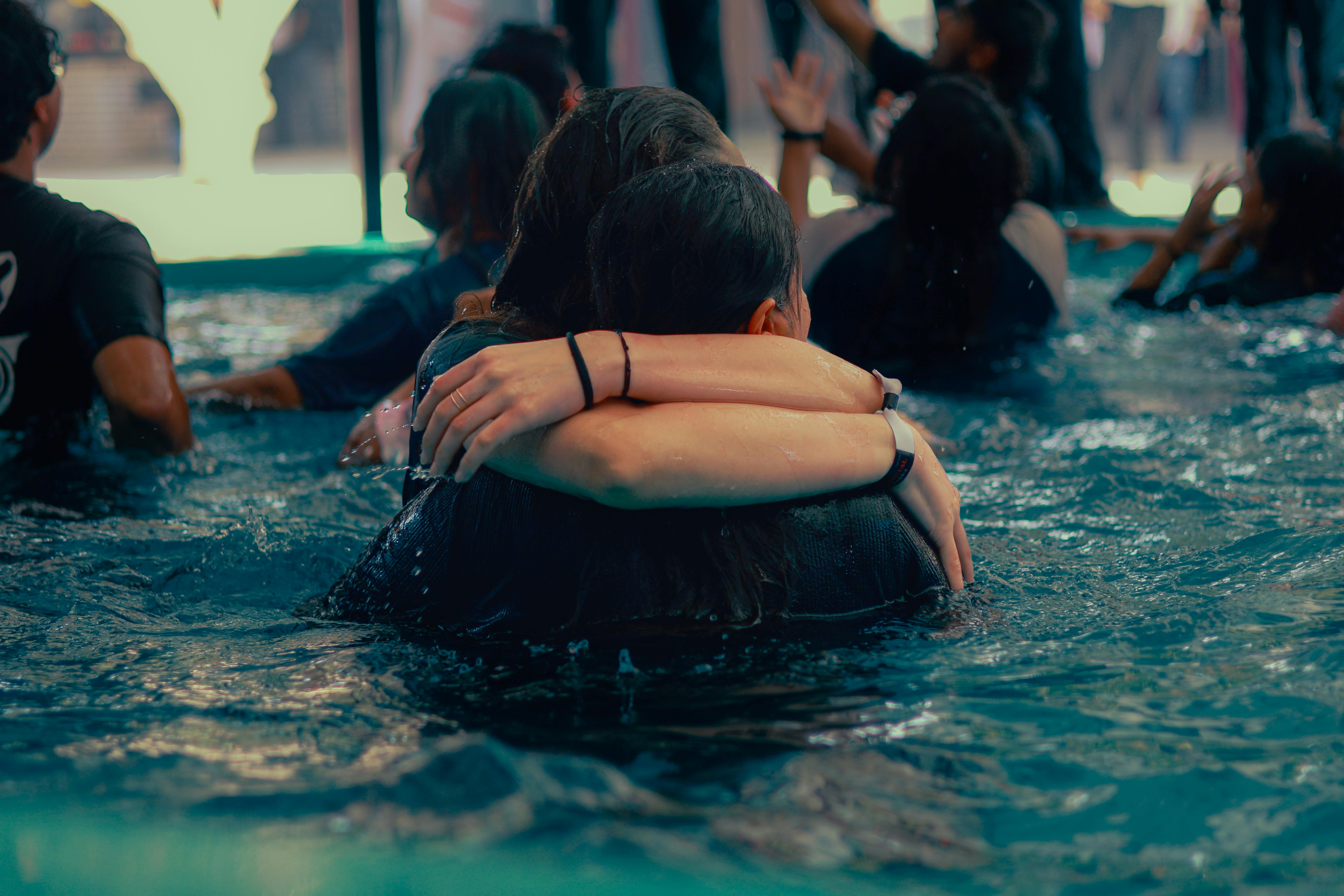 专题合集封面：明亮氛围人物摄影照片